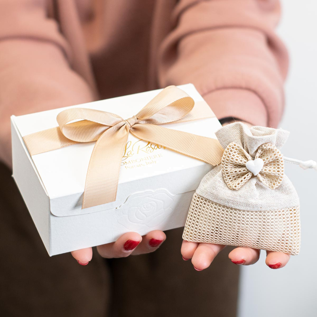 Bomboniere Sale e Pepe su cuore in legno