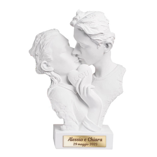 Bomboniere 2024 Matrimonio Statua Coppia che si bacia con cuore "I ♥ U"