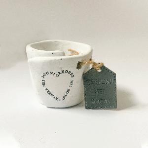 Ultimi 35 pezzi Bomboniera Vaso in cemento Bianco con frase