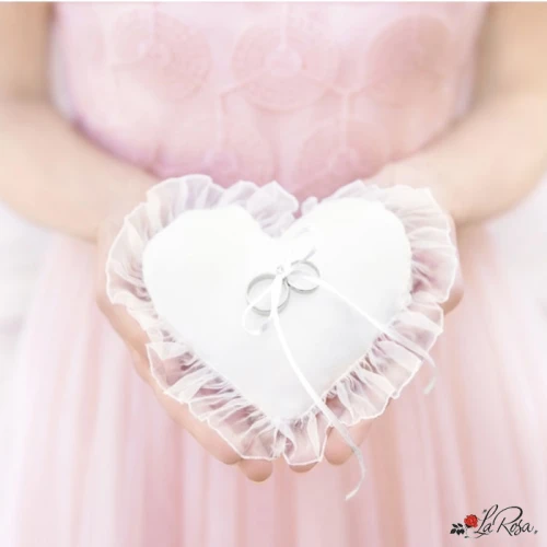 cuscino portafedi Cuore per matrimonio Elegante