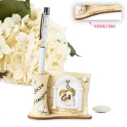 Bomboniere Linea Penna 2026 Icona Pergamena portapenna con penna e ciondolo Sacra Famiglia personalizzabile