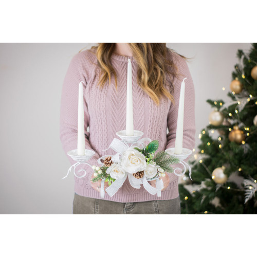Idea Regalo Natale - Candeliere a 3 in ferro battuto con composizione floreale