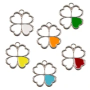 Bomboniere 2026 Ciondolo in zama Quadrifogli colorati