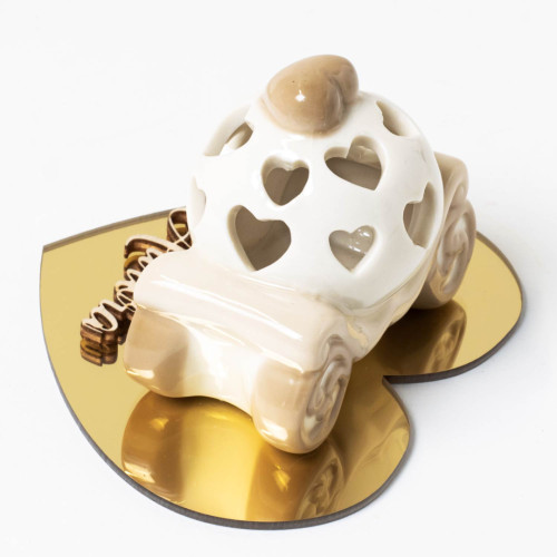 Bomboniera Carrozza in ceramica su base oro con nome personalizzabile