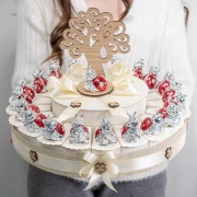Torta Bomboniere da 20 Fette con Coccinelle su base avorio