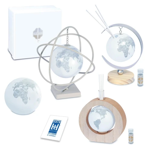 Bomboniere Solidali Quadrifoglio Linea Geo 2026 in vetro, legno e metallo