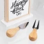 Bomboniere Stock 2027 Set Formaggio con base in ceramica e legno