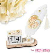 Bomboniere Linea Plume 2027 Icona Piuma con nappina e calendario Sacra Famiglia personalizzabile