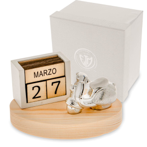Bomboniera Utile Calendario in Legno e Resina con Vespa Argentata