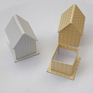 ULTIMI 40  PEZZI scatoline portaconfetti casa 8 cm PREZZO PER TUTTI