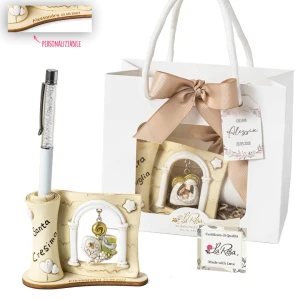 Bomboniere Linea Penna 2026 Icona Pergamena portapenna con penna e ciondolo Cresima personalizzabile