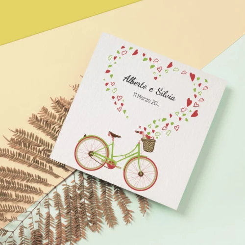 Partecipazione Matrimonio Originale con bicicletta e cuori Rosso - Sesia