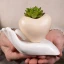 Vaso portapiantina Mano con Cuore in ceramica personalizzabile