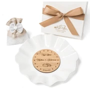 Bomboniere matrimonio originali piatto svuota-tasche con incisione personalizzata