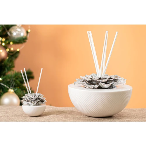 Idea Regalo Natale - profumatore in ceramica bianca e fiore argento