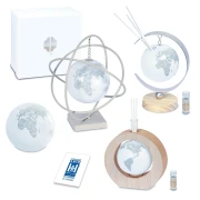 Bomboniere Solidali Quadrifoglio Linea Geo 2026 in vetro, legno e metallo