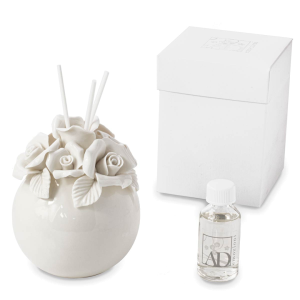 Bomboniera Elegante Profumatore con Rose in ceramica bianca