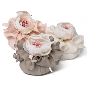 sacchetto portaconfetti con fiore