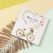Partecipazione Matrimonio Originale con bicicletta e cuori Rosso - Sesia
